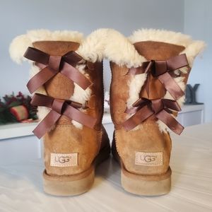 Bailey Bow Uggs